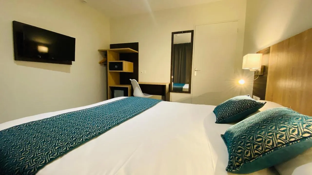 Hotel Martinez Grenay 2*,
